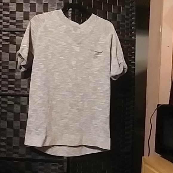 SHIRT - Picture 2 of 4